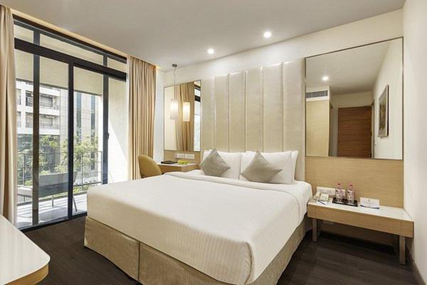 Sarovar Portico Outer Ring Road Бангалор Екстериор снимка