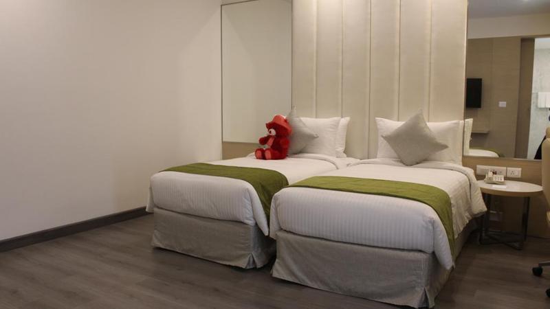 Sarovar Portico Outer Ring Road Бангалор Екстериор снимка