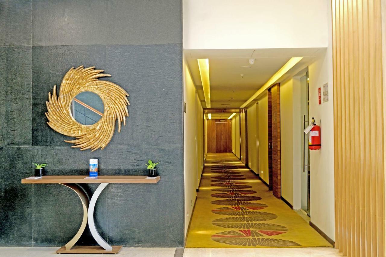 Sarovar Portico Outer Ring Road Бангалор Екстериор снимка