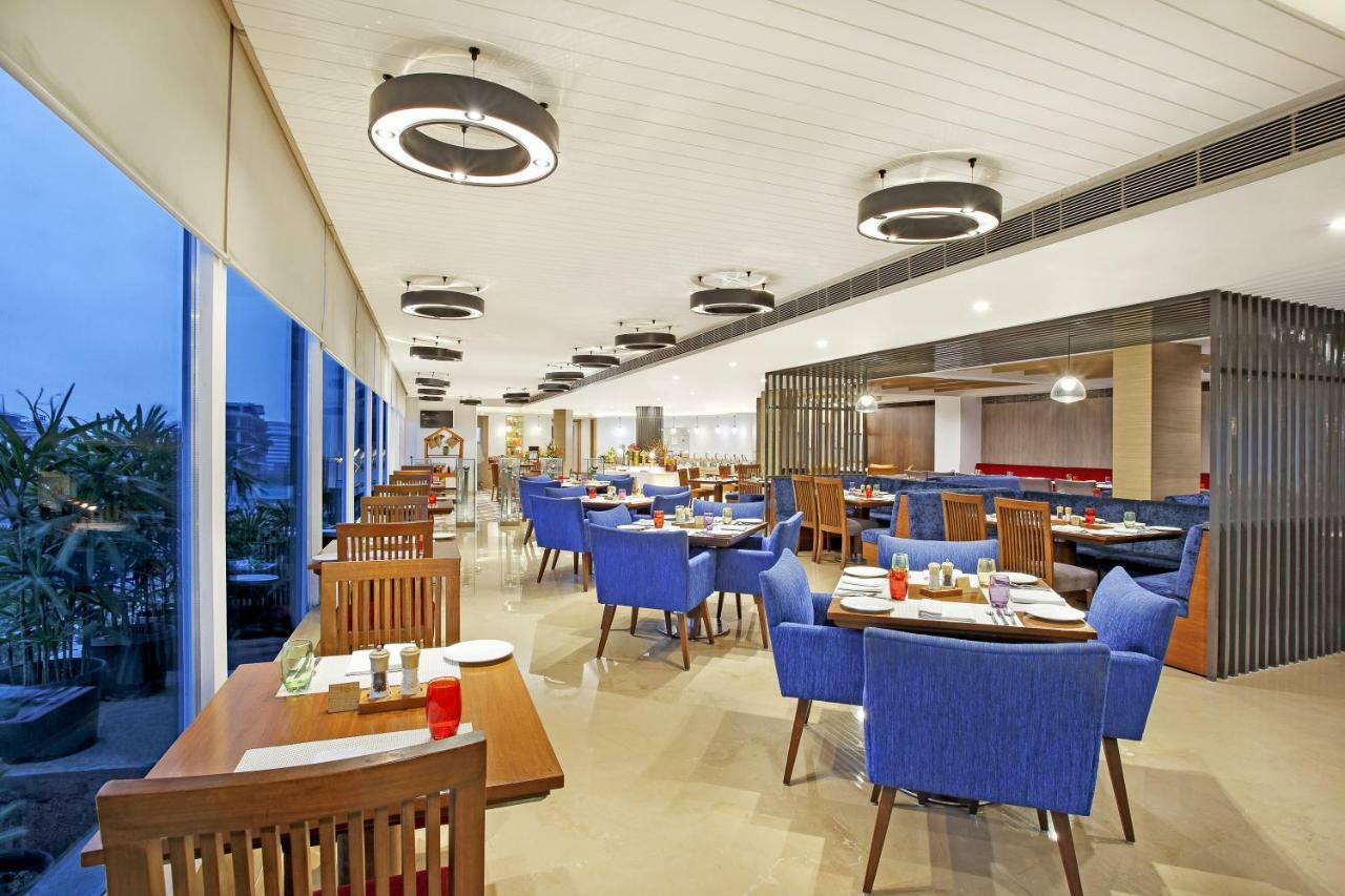 Sarovar Portico Outer Ring Road Бангалор Екстериор снимка